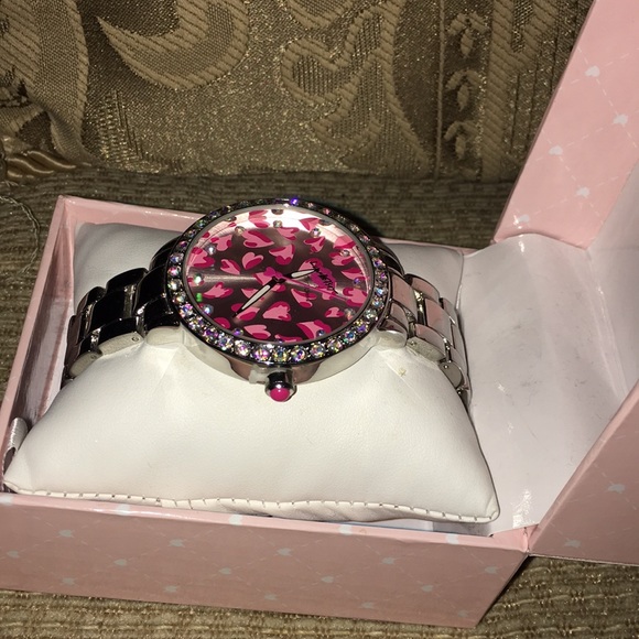 💖NWT Betsey Johnson Silver Watch w/Crystals - Picture 7 of 7